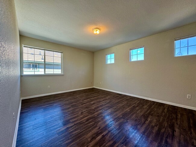 Building Photo - Newly updated 3 bedroom home in Commerce C...