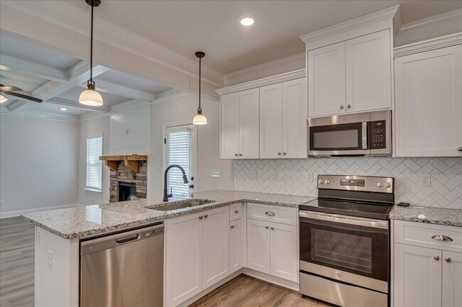 Building Photo - 528 Fermoy Ln