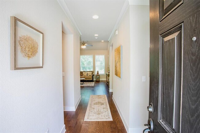 Building Photo - 9711 McKnight Lp