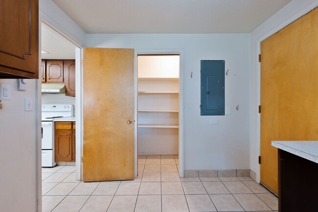 Building Photo - 3 Bed 2 Bath Home in Rexburg