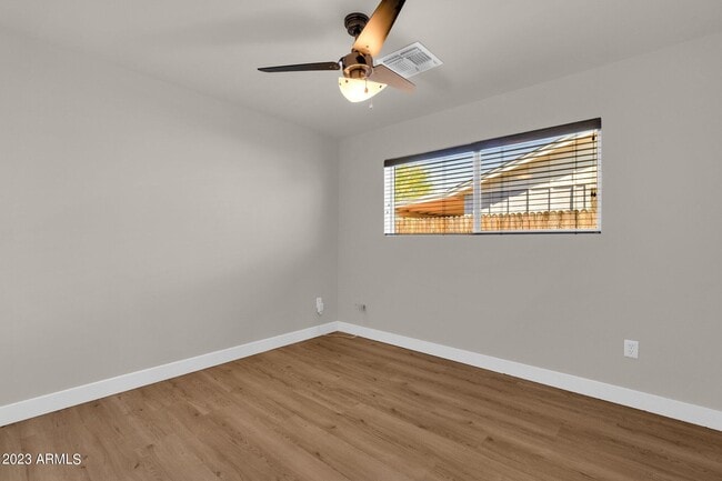 Building Photo - 7408 E Beatrice St