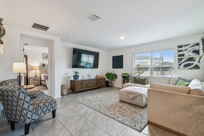 Building Photo - 3139 Silver Date Dr