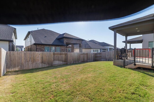 Building Photo - 317 Langhorne Bnd