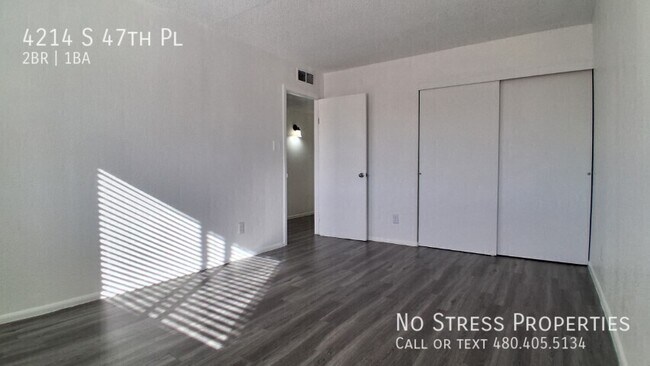 Building Photo - 4214 S 47th Pl