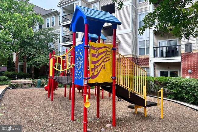 Building Photo - 11305 Aristotle Dr