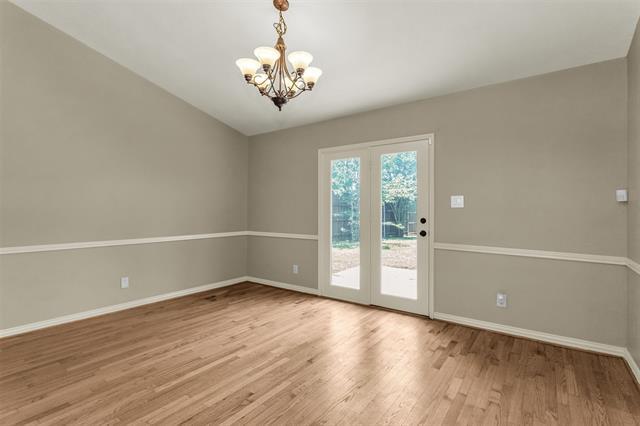 Building Photo - 556 Freestone Dr