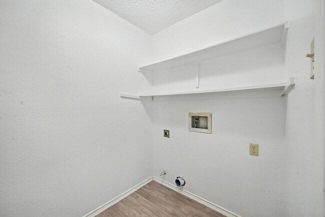 Building Photo - 4039 St Christopher Ln