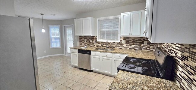 Building Photo - 610 James Ridge Dr