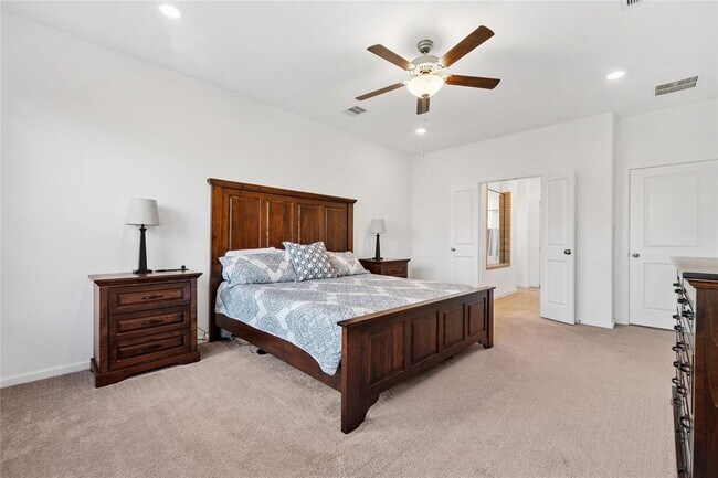 Building Photo - 9414 Camden Clf Ct