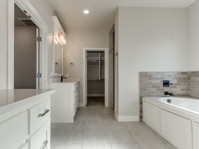 Building Photo - 6322 NW 178th Ter