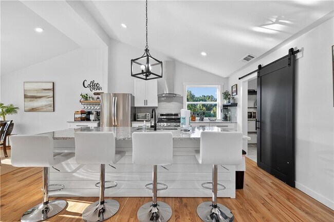 Building Photo - 1324 Ace Mcmillian Rd