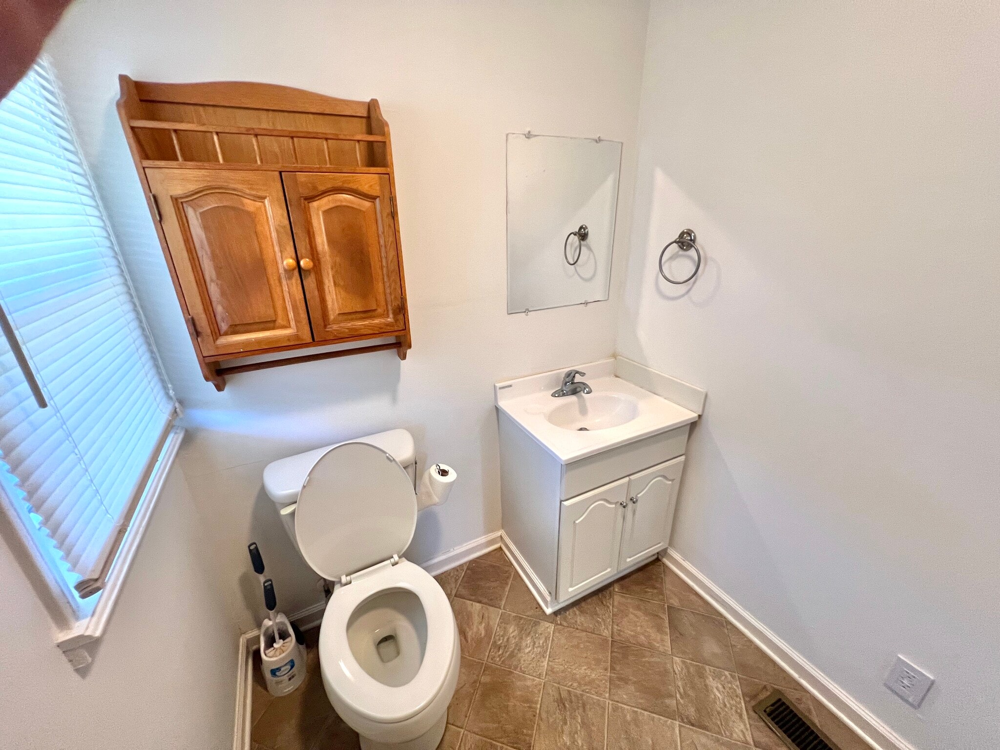 Master Bath - 671 Godley Rd