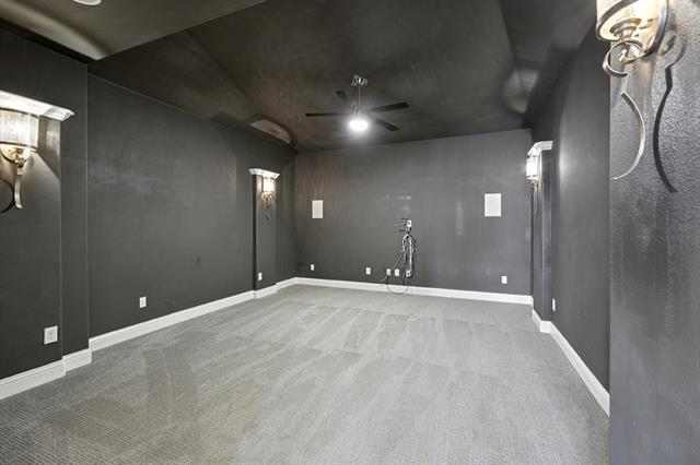 Building Photo - 3901 Harrisburg Ln