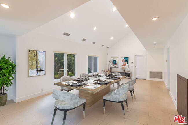 Building Photo - 28929 Wight Rd