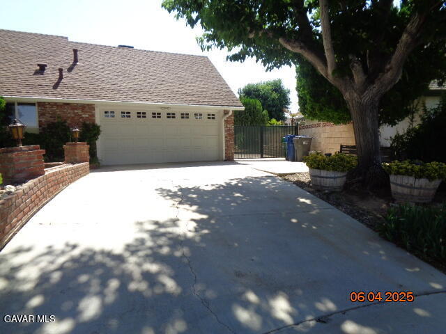 Building Photo - 43901 Fabrik Ave