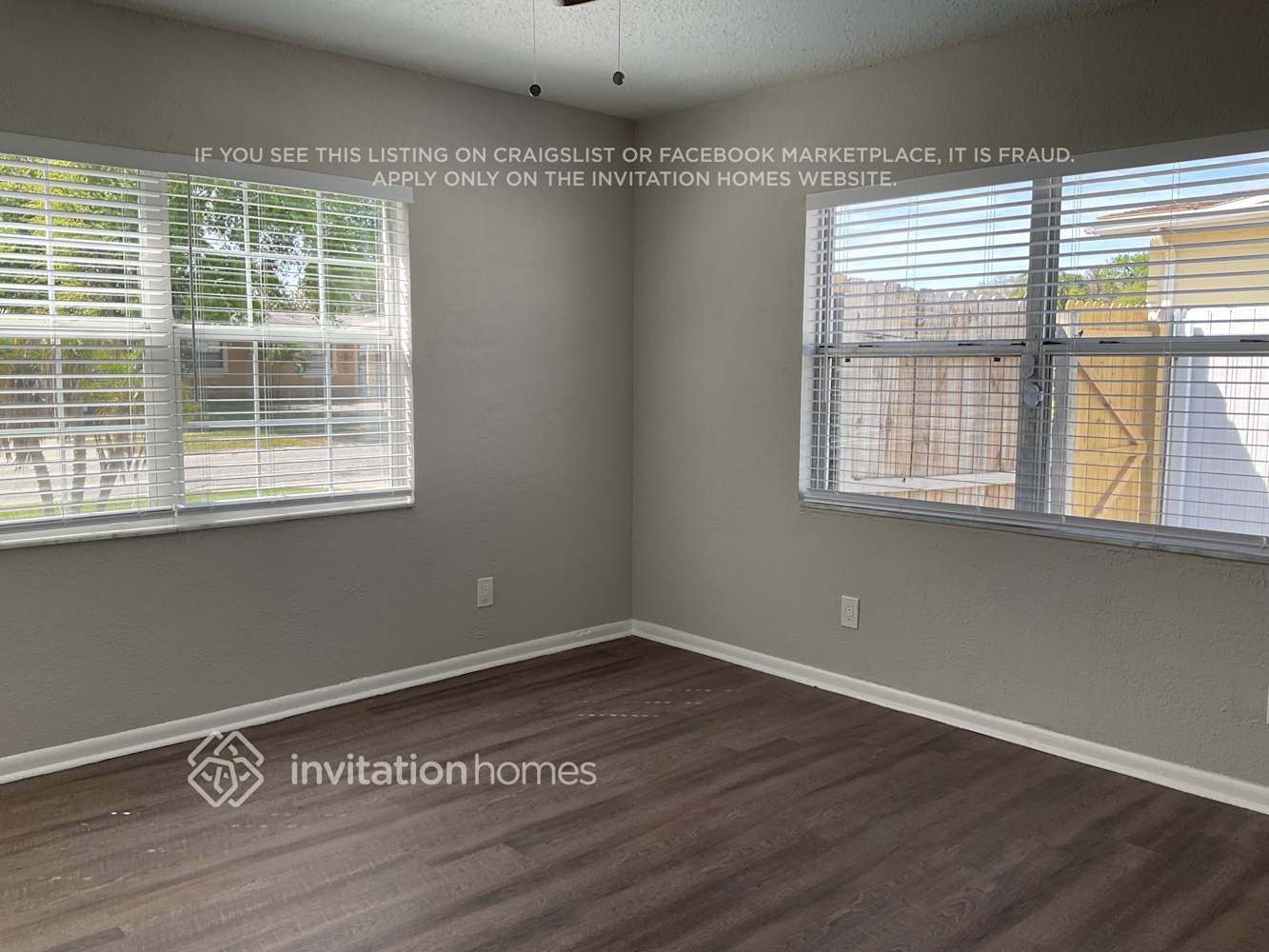 Building Photo - 5603 Santa Monica Dr