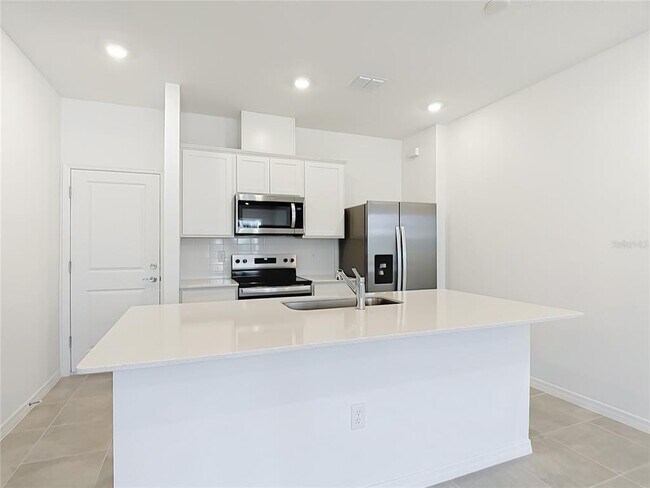 Building Photo - 11374 Nona Sound St