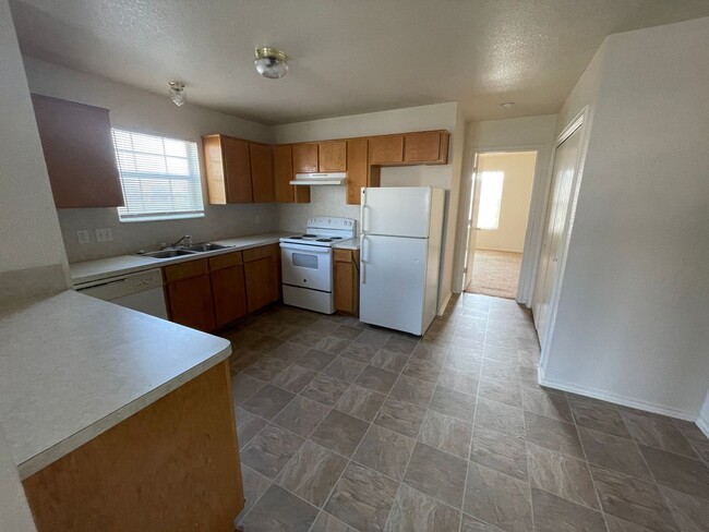 Building Photo - 4408 Abigail Dr