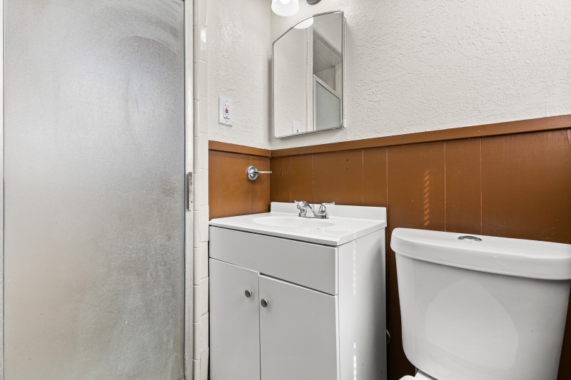 Building Photo - 316 S Barbara St