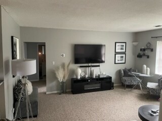 Building Photo - 22 Lake Shore Ter