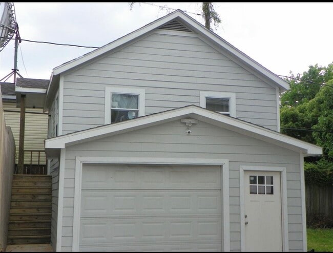 Building Photo - 4334 Jefferson St