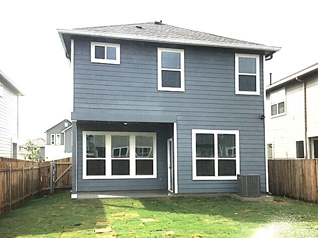 Building Photo - 2725 Wolfcreek