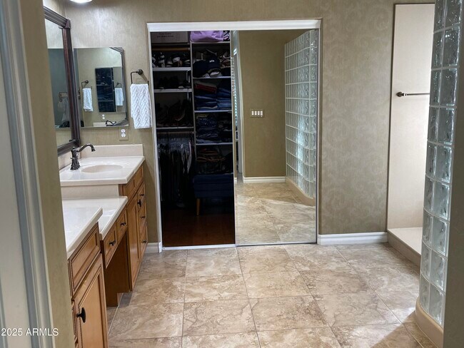 Building Photo - 4730 S Platinum Ct