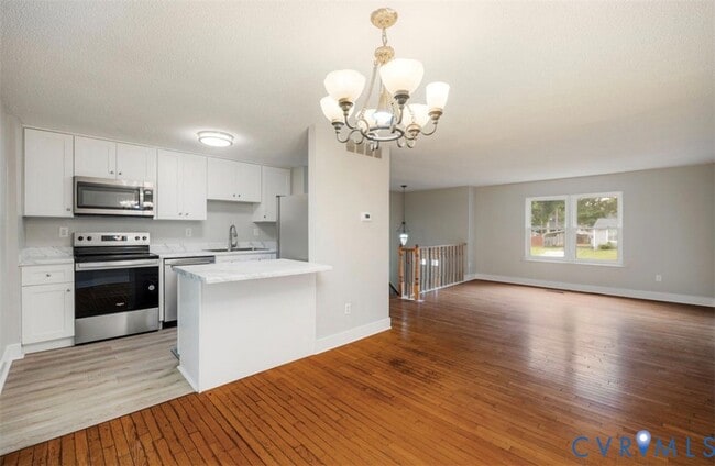 Building Photo - 5712 Willowbranch Dr