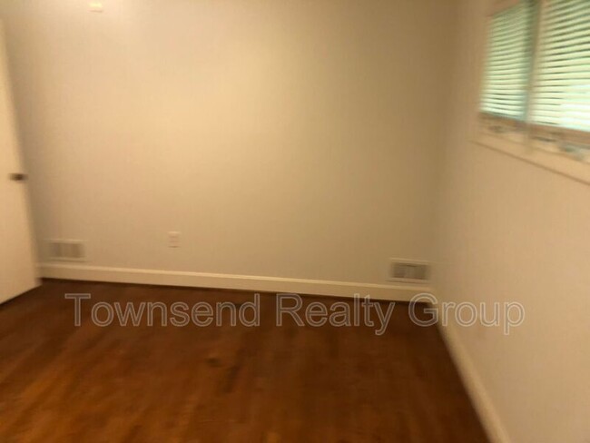 Building Photo - 1401 Byerly Ct