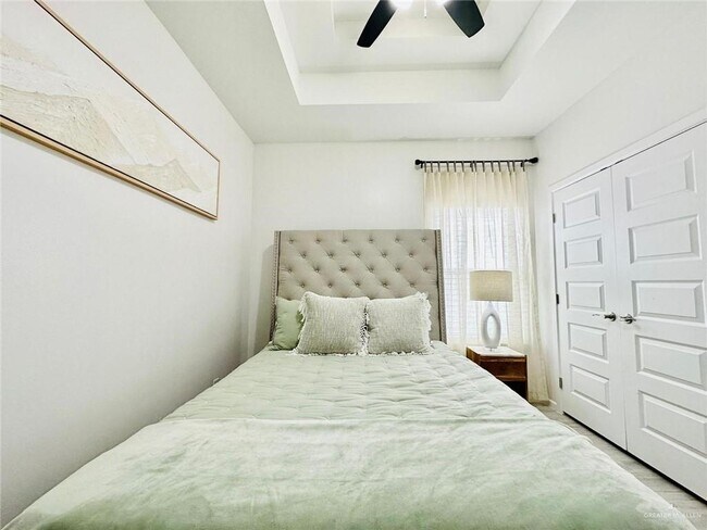 Building Photo - 4701 Mulberry Ave