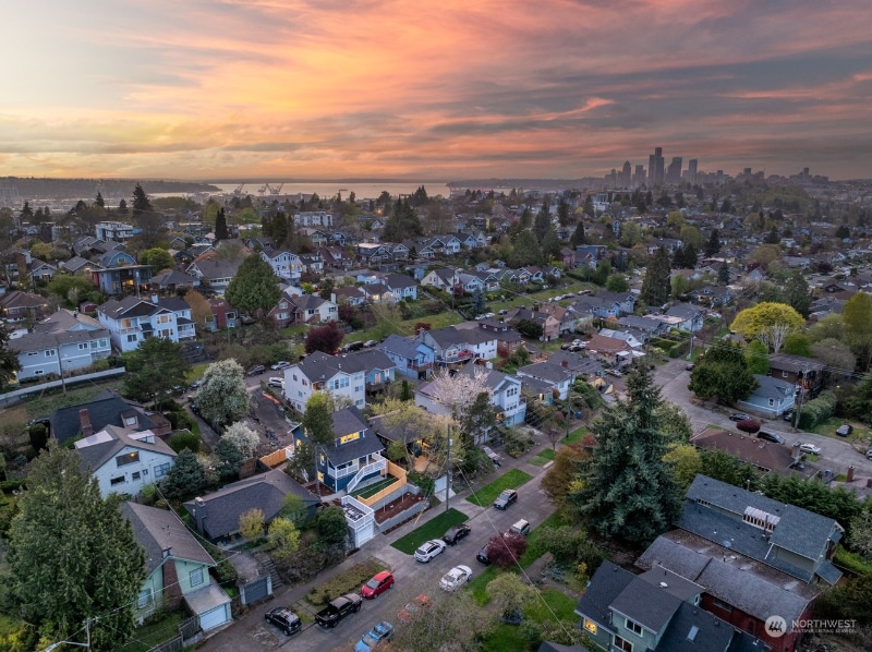 Building Photo - 3425 21st Ave S