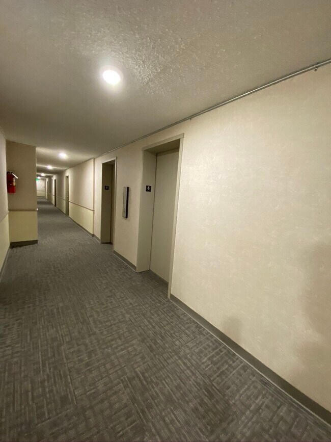 Building Photo - 4800 Hale Parkway, Unit 610 N