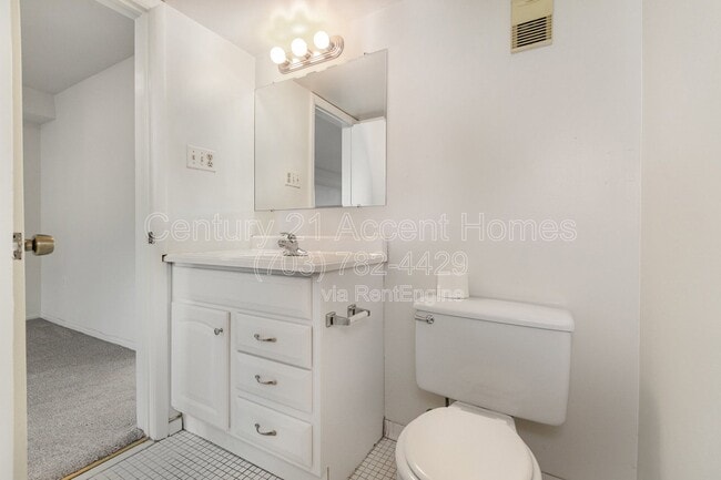 Building Photo - 3822 Keller Ave