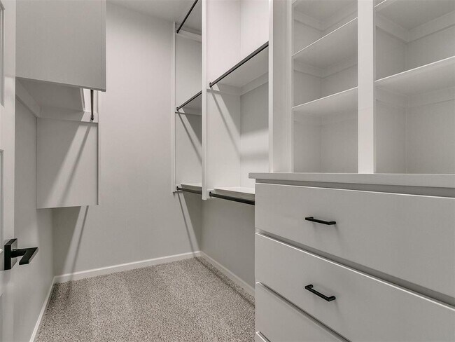 Building Photo - 2917 SW 132nd St