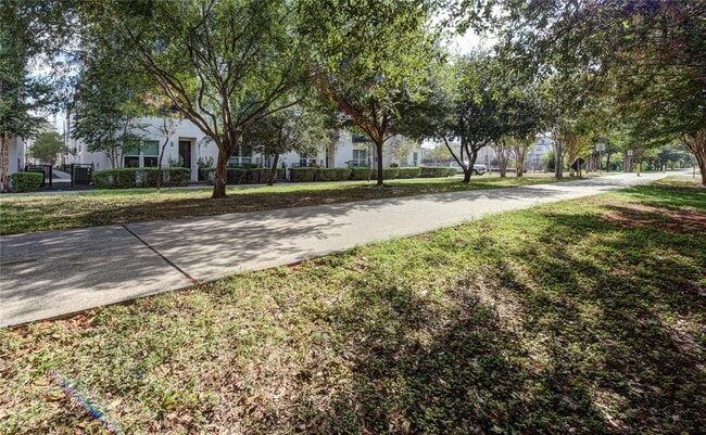 Building Photo - 2622 Rusk St