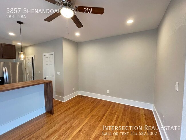 Building Photo - Beautifully Updated 2bd/1.5ba Apartment in...