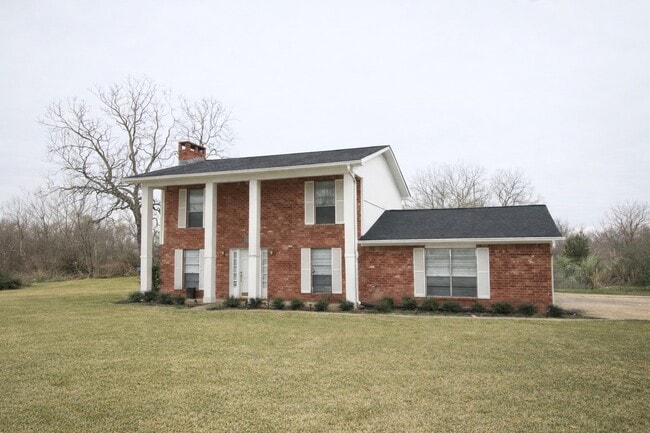 Building Photo - 1310 S Caney Trails Dr