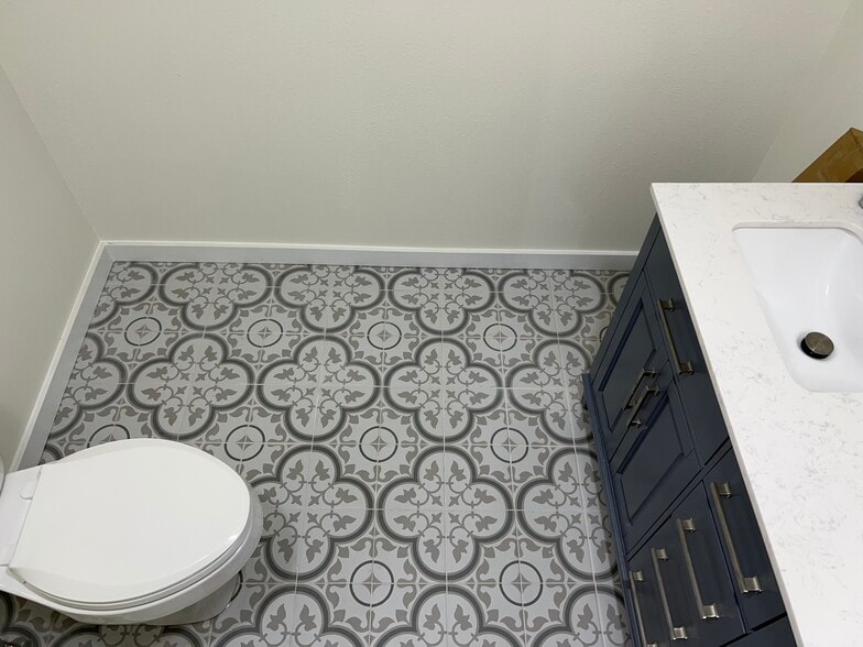 Building Photo - 1882 Loras Blvd