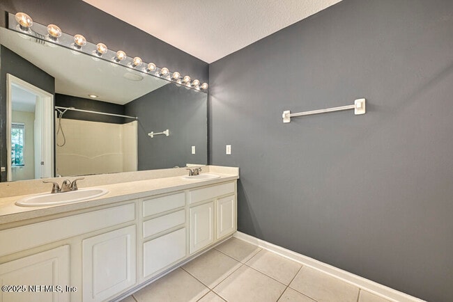 Building Photo - 7546 Scarlet Ibis Ln