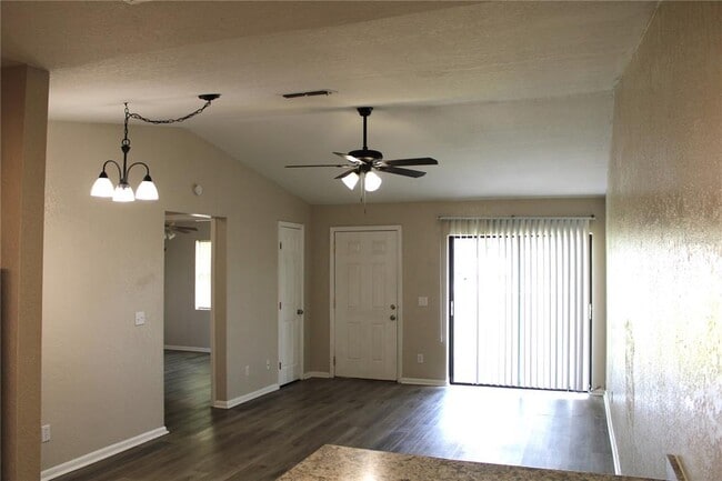 Building Photo - 3110 Harmon Ln