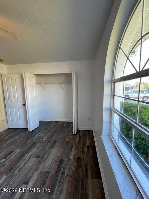 Building Photo - 9 Lyons Pl