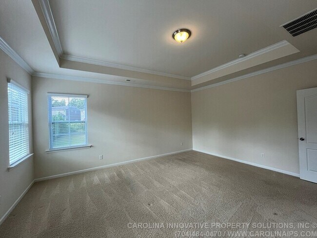 Building Photo - 385 Hawks Creek Pkwy