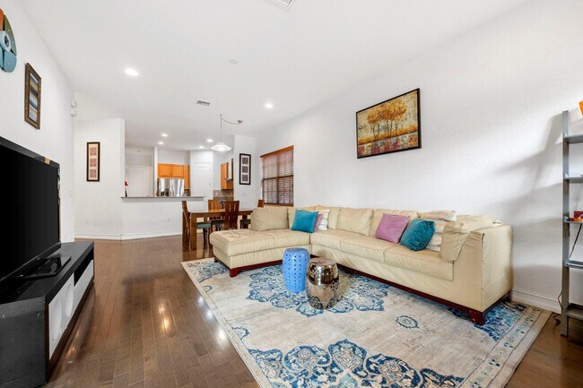 Building Photo - 7302 NW 111th Way