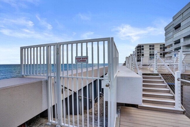 Building Photo - 3590 S Ocean Blvd