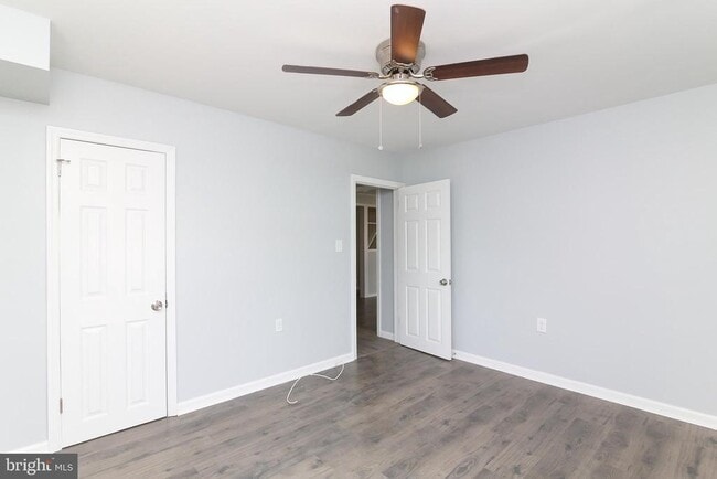 Building Photo - 516 Brooke Ave