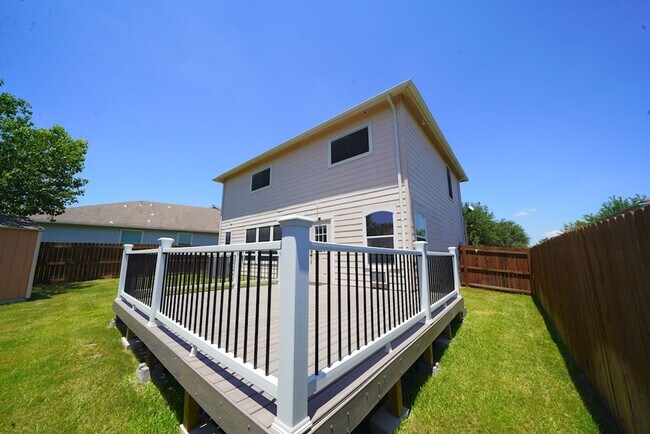 Building Photo - Lovely Cul-De-Sac Home in Schertz/Cibolo Now Available - Realtor Commission: $500