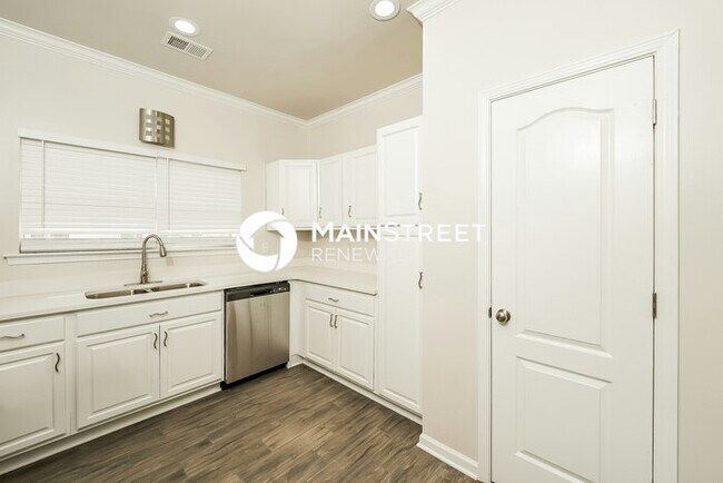 Building Photo - 3 Bedroom Pet-Friendly Home in Leeds, AL w...