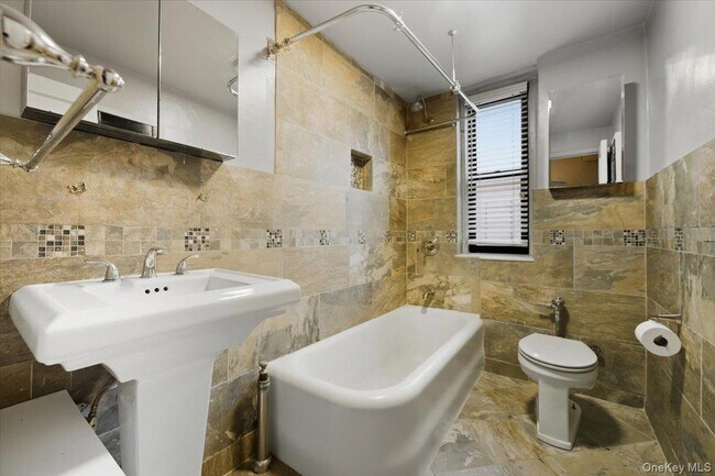 Building Photo - 3875 Waldo Ave