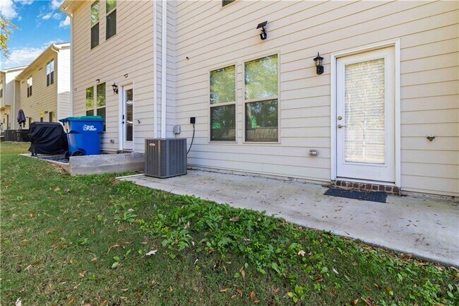 Building Photo - 3437 Sumersbe court