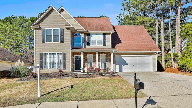 Building Photo - Furnished or Unfurnished 4 Bedroom with Internet Included!